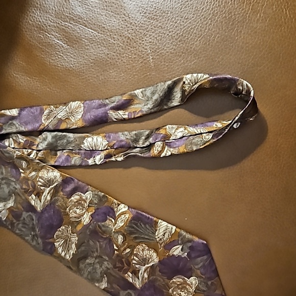 VTG BILL BLASS Purple Floral Silk Tie - Picture 7 of 9